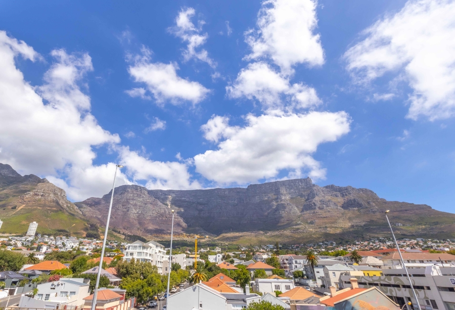 2 Bedroom Property for Sale in Gardens Western Cape